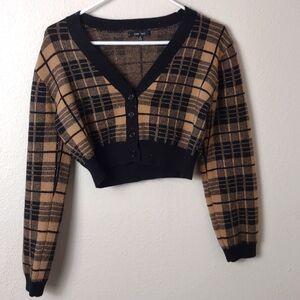 Love Tree Plaid Cropped Button Down Long Sleeves Cardigan Size Medium Black